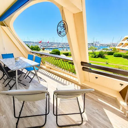 Port Horizon - T3 Terrasse Vue Port Climatise Piscine Wifi Escale Port Lägenhet Le Grau-du-Roi