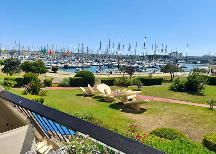 Port Horizon - T3 Terrasse Vue Port Climatise Piscine Wifi Escale Port Le Grau-du-Roi